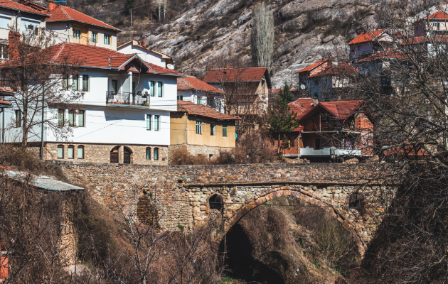 prikazni za kratovo ili gradot na kulite mostovite i legendite 6