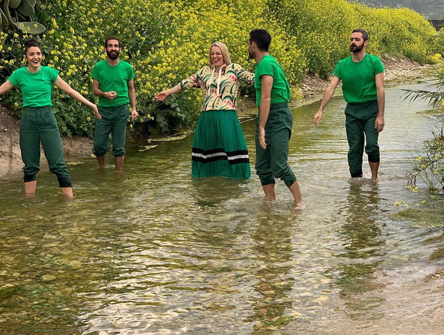 zad-scenata-tamara-todevska-spodeli-momenti-od-snimanjeto-na-evroviziskata-razglednica-vo-izrael-04.jpg