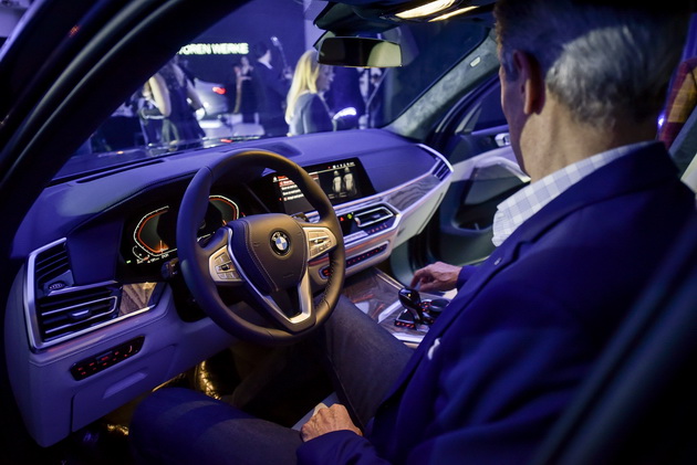 premiera-na-noviot-bmw-x7-noviot-bmw-7-i-sosema-noviot-bmw-8-coupe-01.jpg