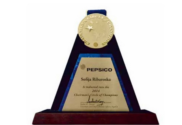 sekoj-den-40-000-denari-na-1vi-juli-duri-400-000-denari-pocna-nagradnata-igra-na-pepsi-3.jpg
