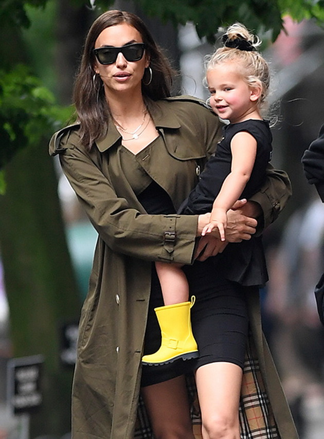 irina-shajk-so-kerkickata-lea-i-nepoznat-maz-na-prosetka-niz-new-york-foto-05.jpg