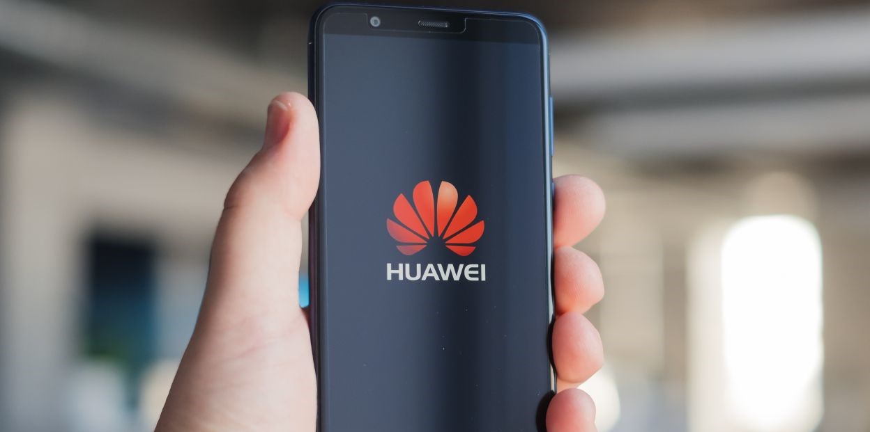 nadgradbata-na-huawei-vo-emui-9-vekje-dostapna-za-povekje-od-80-milioni-korisnici-shirum-svetot-01.jpg