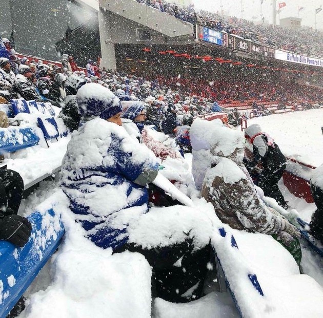 fotografii-shto-pokazhuvaat-kakov-e-zhivotot-na-ekstremni-vremenski-temperaturi-02.jpg