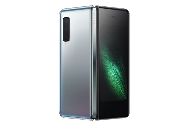 samsung-galaxy-fold-sega-e-dostapen-06.jpg