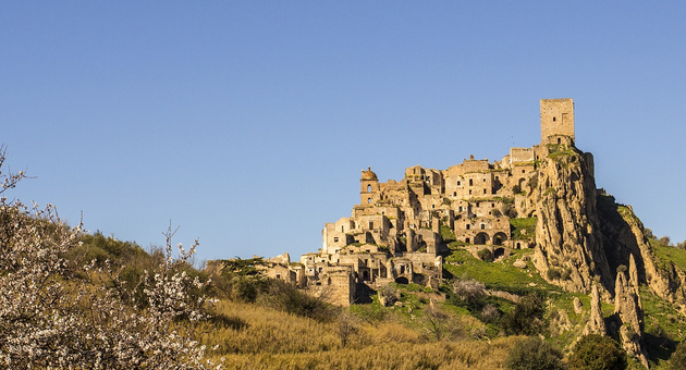 Italijanski grad na duhovi Cudno mesto koe se naoga na posebna lista 01