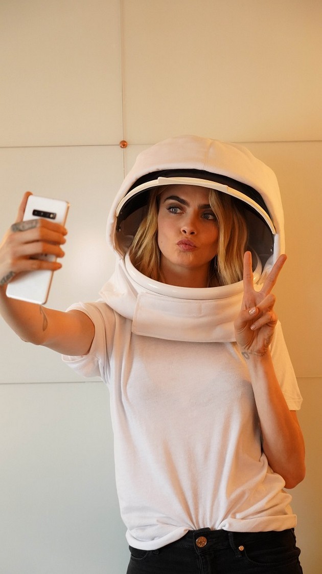 bidi-astronaut-na-eden-den-i-napravi-selfi-od-vselenata-03.jpg