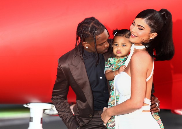 kylie-jenner-i-travis-scott-pravat-pauza-posle-2-godini-zaedno-01.jpg