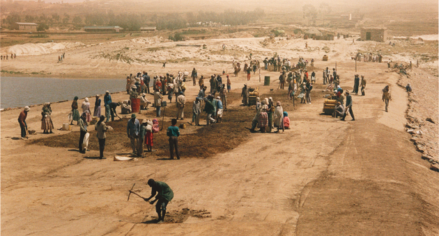 Zivot vo Eritreja drzava vo koja mora da se zasluzat mobilnite telefoni 02