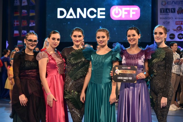 zavrshi-dance-off-so-nad-2700-uchesnici-od-17-drzhavi-nastapuvachite-na-gala-vecherta-gi-osvoija-srccata-na-publikata-03.jpg