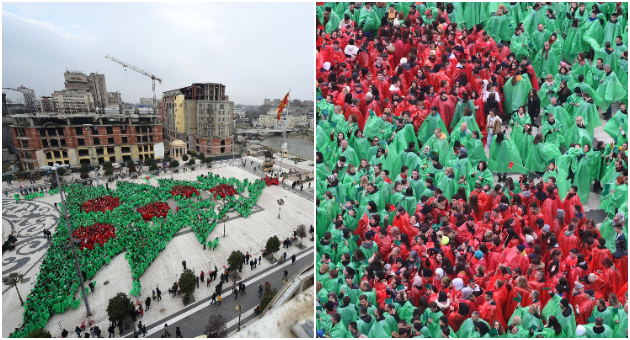 4-000-gragjani-vo-skopje-se-obidoa-da-go-srushat-ginisoviot-rekord-za-najgolema-elka-od-lugje-foto-01.jpg