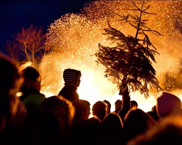 novogodishni-tradicii-vo-zemjite-niz-svetot-koi-se-neochekuvani-za-turistite-06.jpg