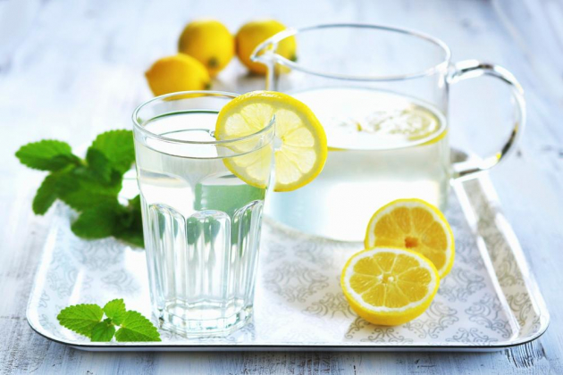 3 prirodni pijalaci koi gi reguliraat hormonite vo tek na menopauza 1