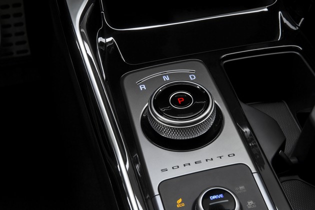 mokjen-progresiven-i-raznovrten-potpolno-noviot-kia-sorento-06.jpg