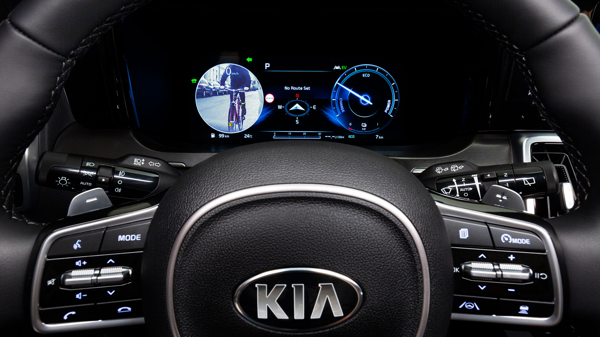 noviot-kia-sorento-gi-eliminira-slepite-tochki-na-vozachot-so-pomosh-na-digitalnata-instrument-tabla-01.jpg
