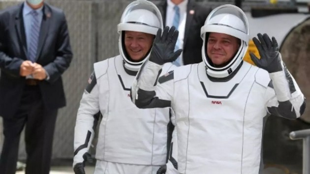 posle-vcherashnoto-uspeshno-lansiranje-astronautite-stignaa-na-iss-12.jpg
