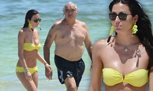 30-godini-pomladata-bivsha-sopruga-na-falvio-briatore-70-vo-sovrsheno-bikini-izdanie-02.jpg