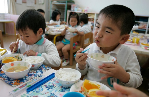 decata-se-odgovorni-za-higienata-vo-uchilishteto-naviki-na-japoncite-shto-bi-trebalo-da-gi-primenime-i-nie-08.jpg