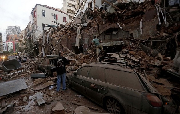 pustoshot-od-eksplozijata-vo-bejrut-glavniot-grad-na-liban-niz-fotografii-i-videa-06.jpg