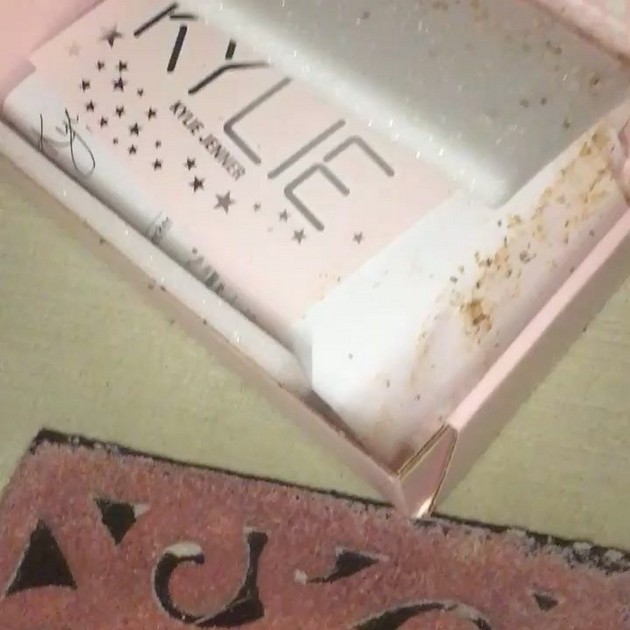 nehumani-uslovi-shtetni-produkti-mrachnata-strana-na-kylie-cosmetics-11.jpg