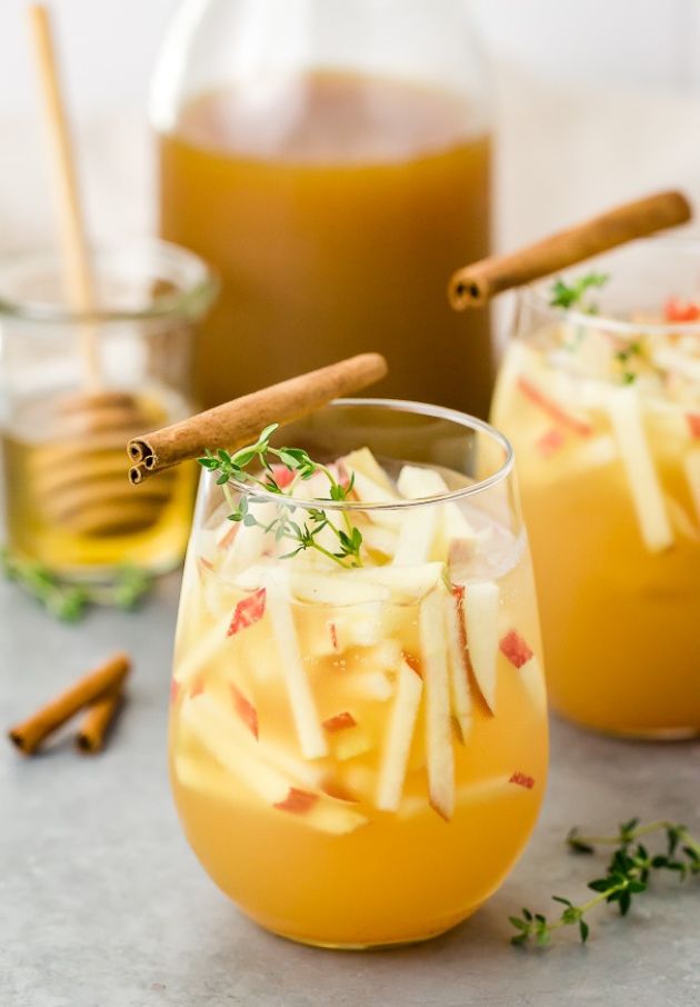 Koktel-so-dzin-i-jabolka (1).jpg