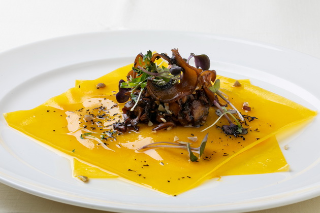 italijanski-recepti-sovrsheni-ravioli-na-dva-nachini-i-desert-so-ribizli-02.jpg