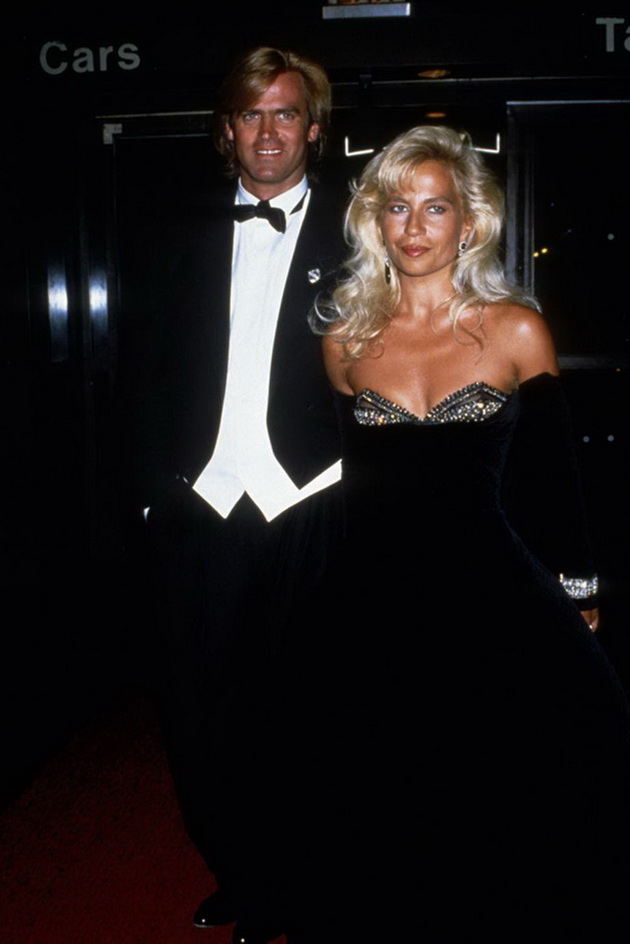 kako-izgledase-donatela-versace-pred-da-se-unisti-so-plasticni-operacii01.jpg