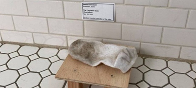 na-majka-i-zdodealo-da-sobira-nechisti-chorapi-pa-napravila-hit-poteg-01povekje.fw.png