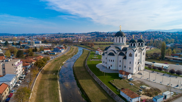 sharmantna-destinacija-za-zimski-odmor-i-skijanje-divcibare-vo-srbija-06.jpg