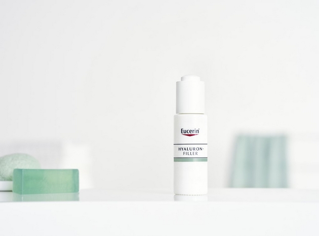 eucerin-hyaluron-filler-serum-za-namaluvanje-na-porite-za-kristalno-sjajna-kozha-i-po-prvite-znaci-na-stareenje-02.jpg