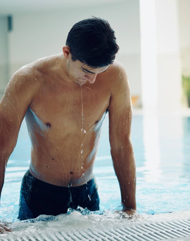 valerij gjorgjieski instruktor po plivanje na decata so osteten vid treba da im se dade sansa da naucat da plivaat 6
