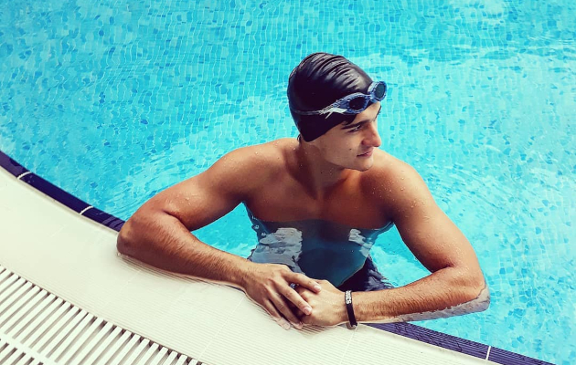 valerij gjorgjieski instruktor po plivanje na decata so osteten vid treba da im se dade sansa da naucat da plivaat 7