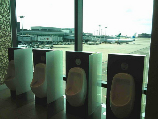 13-chudni-sceni-od-aerodromite-niz-svetot-spodeluvaat-lugje-na-reddit-06.jpeg
