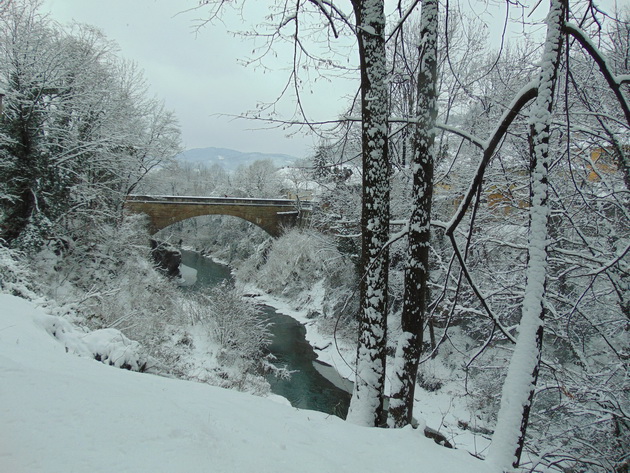 7-uredeni-ski-pateki-na-1744m-n-v-na-skijanje-na-golija-srbija-06.JPG