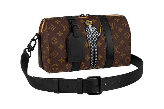 louis-vuitton-meta-na-shegi-poradi-najgrdiot-dzhemper-na-svetot-ukrasen-e-so-plishani-igrachki-i-chini-8-000-dolari-07.jpg