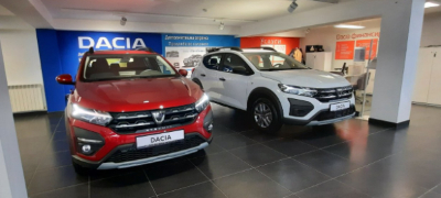 pristigna-kompletno-noviot-sandero-stepway-повекје.jpg