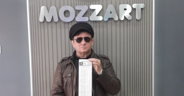 majstorot-vo-oblozhuvanje-koj-dobi-560-000-evra-vo-mozzart-odigra-tiket-za-bmw-520d-od-nagradnata-igra-001.jpg
