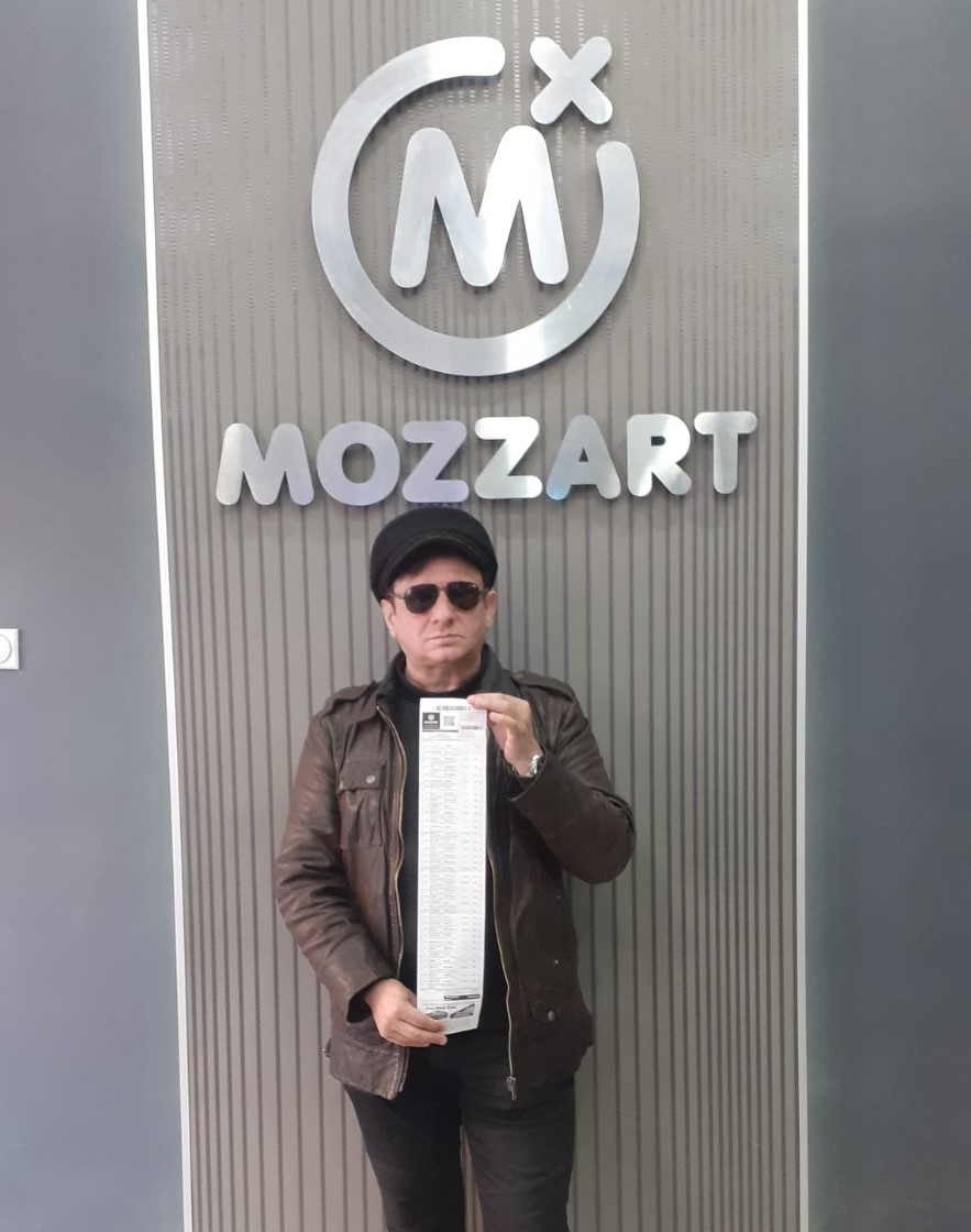 majstorot-vo-oblozhuvanje-koj-dobi-560-000-evra-vo-mozzart-odigra-tiket-za-bmw-520d-od-nagradnata-igra-01.jpg