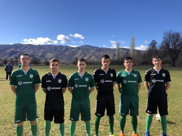 mozzart-preku-kampanjata-novi-dresovi-za-novi-shampioni-donira-sportska-oprema-na-lokalnite-klubovi-04.jpg