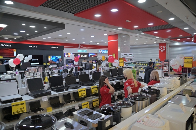 tehnomarket-denes-so-golemi-popusti-go-otvori-svojot-nov-prodazhen-salon-vo-skopje-kapitol-mol-04.jpg