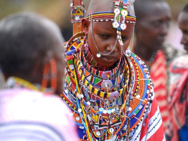 Plukanje-na-nevestata-vo-Kenija-30-dnevno-oplakuvanje-vo-Kina-neverojatni-svadbeni-rituali-niz-zemjite-shirum-svetot 04 630x420.jpg