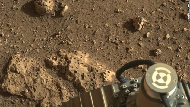 nasa-objavi-selfi-od-roverot-na-mars-najdobrite-fotografii-shto-gi-spodelija-dosega-07.jpg