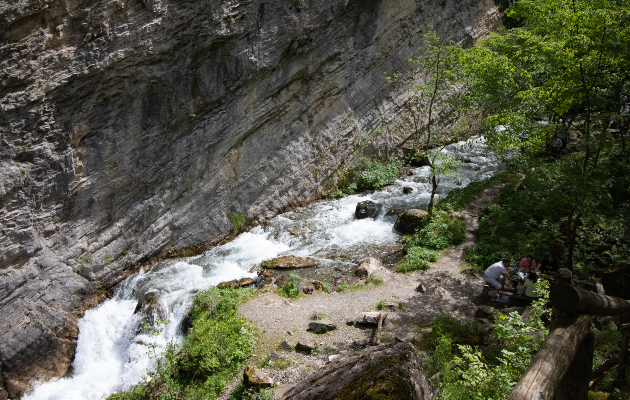 dufski vodopad vo selo rostushe ili eden nov svet koj kje se otvori pred tebe 1