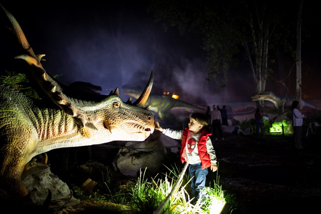 nova-turistichka-atrakcija-vo-skopje-otvoren-e-noviot-dino-park-07.JPG