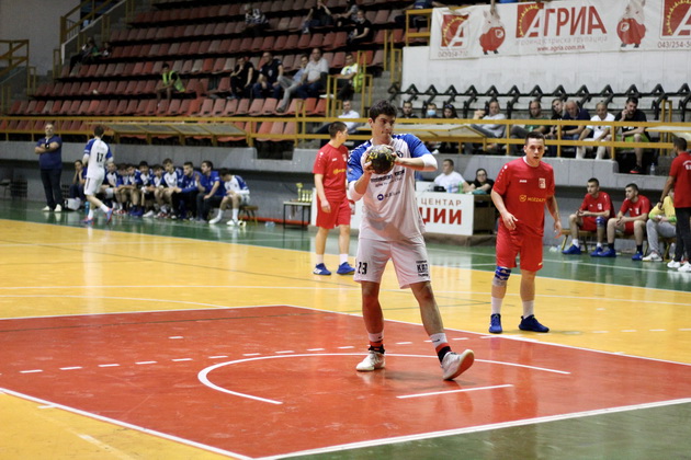 golden-art-kl7-e-mladinski-shampion-na-makedonija-07.jpeg