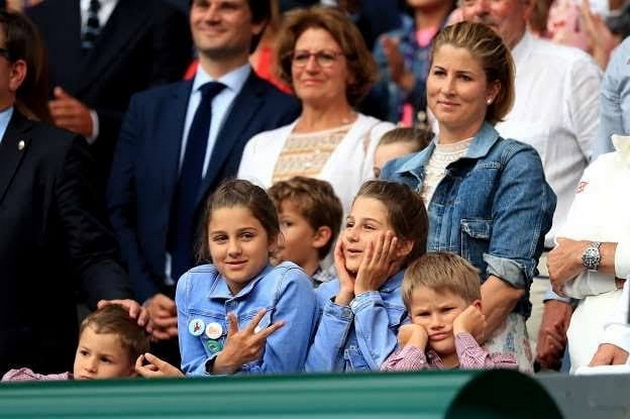 Federer-mojata-mirka-e-moshne-silna-zena-uzzasno-e-shto-na-turnirite-taa-i-decata-ne-bea-so-mene-02.jpg