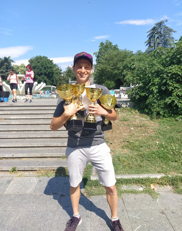 dimitar petrovski atleticar i trener udarite od neuspesite koi sum gi dobival mnogu poveke go razgorele ognost vo mene otkolku pofalbite 4
