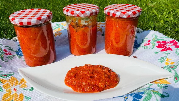 povkusen-recept-za-ajvar-nema-da-najdete-tajnata-e-vo-edna-sostojka-2.jpg