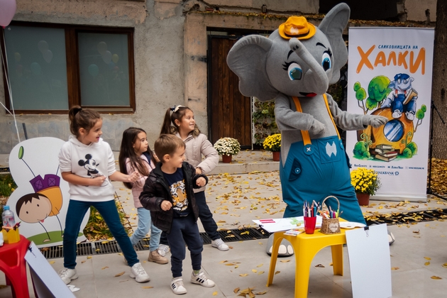 promovirano-ekskluzivanoto-izdanie-na-slikovnicata-na-halki-02.jpg