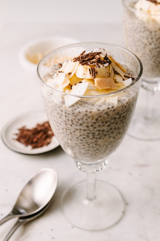 puding-od-chia-seme-i-banani-lesna-vechera-shto-go-chisti-organizmot-i-go-zabrzuva-varenjeto-02.jpg