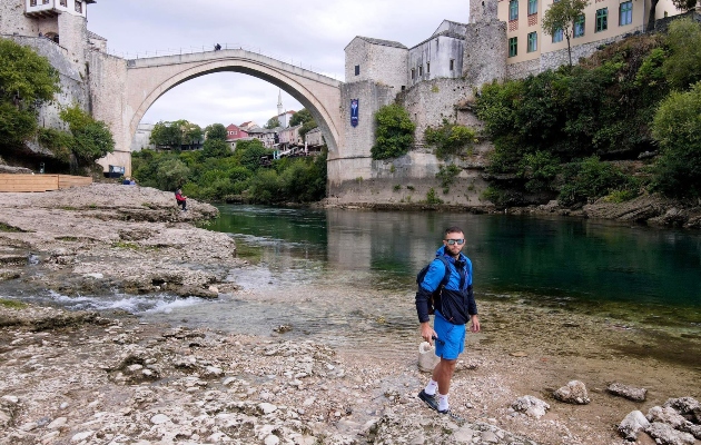 dime trajanovski so velosiped niz vrna gora hrvatska i bosna a mozebi nekogas ke go obikoli i celiot svet 7